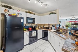 10172 Royal Palm Blvd 707-7, Coral Springs, FL 33065 - MLS#F10519069