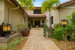 10320 NW 6th St, Coral Springs, FL 33071 - MLS#F10519089