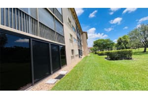 12550 SW 15th St 102 E, Pembroke Pines, FL 33027 - MLS#F10519091