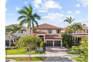 9725 Blue Isle Bay, Parkland