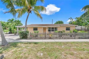 3170 NE 3rd Ave, Pompano Beach, FL 33064 Sold 10/30/25