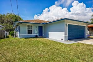210 Sw 3rd Ct, Deerfield Beach
