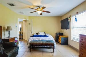 210 SW 3rd Ct, Deerfield Beach, FL 33441 - MLS#F10519181