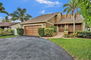 9444 NW 46th St, Sunrise, FL 33351 - MLS#F10519189