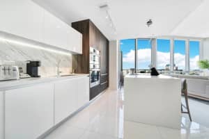 851 NE 1st Ave 2202, Miami, FL 33132 - MLS#F10519216