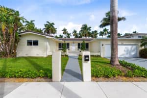 1255 Hollywood Blvd, Hollywood, FL 33019 Sold 10/31/25