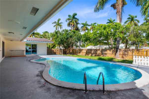 1255 Hollywood Blvd, Hollywood, FL 33019 Sold 10/31/25