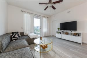 533 NE 3rd Ave 551, Fort Lauderdale, FL 33301 - MLS#F10519269