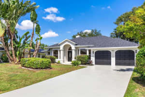 570 SE Nome Dr, Port Saint Lucie, FL 34984 Sold 10/10/25
