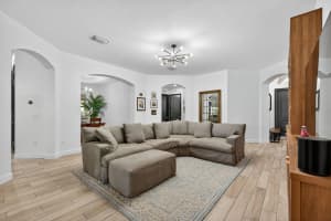 8971 Edgewater Bnd, Parkland, FL 33076 - MLS#F10519282