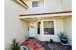 7426 Pinewalk Dr 7426, Pompano Beach, FL 33063 - MLS#F10519288