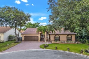 5523 NW 57th Ter, Coral Springs, FL 33067 - MLS#F10519295