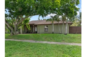 22100 Serenata Circle W, Boca Raton, FL 33433 Sold 09/19/25