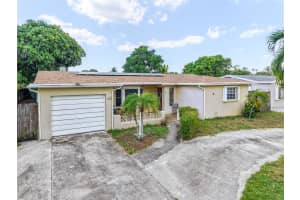 6624 Nw 1st Ct, Margate