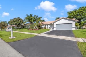 7838 Sunflower Dr, Margate, FL 33063 Sold 09/22/25