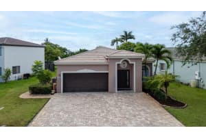 1426 Sw 45th Way, Deerfield Beach