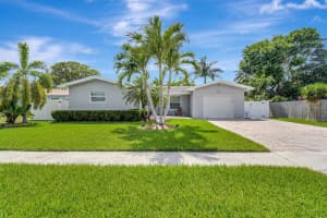 213 NE 2nd Ave, Dania Beach, FL 33004 - MLS#F10519346