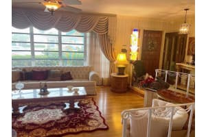 4807 Cleveland St, Hollywood, FL 33021 - MLS#F10519348