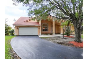 5743 NW 100th Way, Coral Springs, FL 33076 - MLS#F10519370