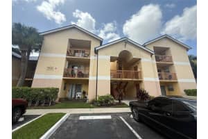 7620 Westwood Dr 217, Tamarac