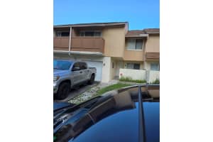 846 NW 81st Ave, Fort Lauderdale, FL 33324 - MLS#F10519376