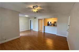 550 S PARK RD 21-8, Hollywood, FL 33021 - MLS#F10519381