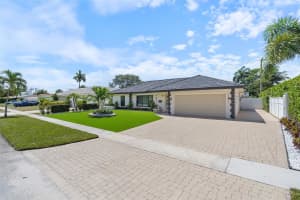 984 SW 7th St, Boca Raton, FL 33486 Sold 12/30/25