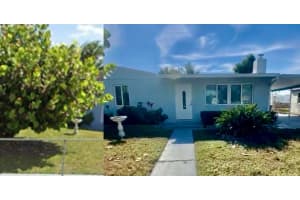 1020 Cherry Rd, West Palm Beach, FL 33409 - MLS#F10519399