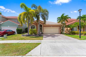 3744 Pebblebrook Mnr, Coconut Creek