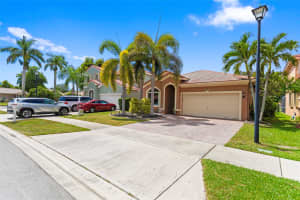 3744 Pebblebrook Mnr, Coconut Creek, FL 33073 - MLS#F10519438