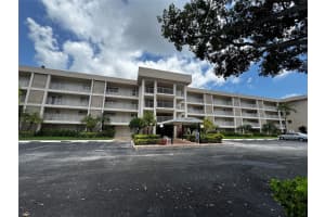 3151 S Palm Aire Dr 109, Pompano Beach