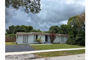 7805 Nw 70th Ave, Tamarac