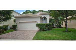 6112 Spring Lake Ter, Fort Pierce