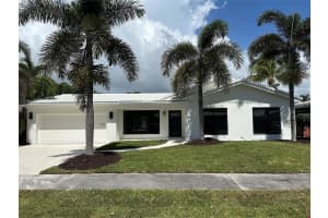5921 Ne 22nd Way, Fort Lauderdale