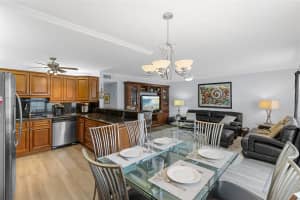1017 Lyndhurst I 1017, Deerfield Beach, FL 33442 - MLS#F10519482