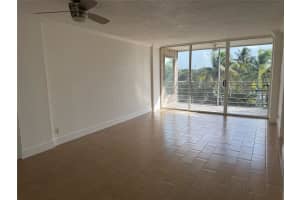 109 Royal Park Dr, Oakland Park, FL 33309 - MLS#F10519490
