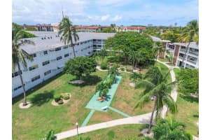 5208 NE 24th Ter F218, Fort Lauderdale, FL 33308 Sold 11/20/25