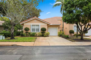 243 Coral Trace Ln, Delray Beach