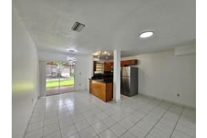 6605 Winfield Blvd 32, Margate, FL 33063 Sold 09/15/25