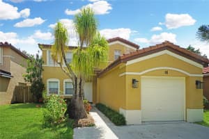 18 NW 43rd Way, Deerfield Beach, FL 33442 - MLS#F10519569