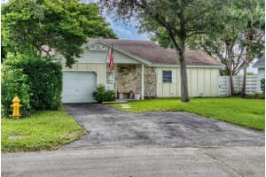 15012 Sw 143rd Place, Miami