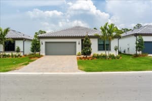 373 SE Filoli Dr, Port Saint Lucie, FL 34984 - MLS#F10519626