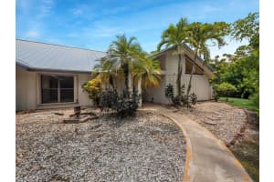 2111 Racquet Club, Palm City, FL 34990 - MLS#F10519630