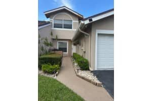 1244 W Lakes Dr 1244, Deerfield Beach, FL 33442 - MLS#F10519647