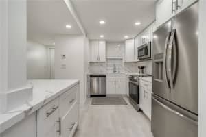 411 S Hollybrook Dr 109, Pembroke Pines