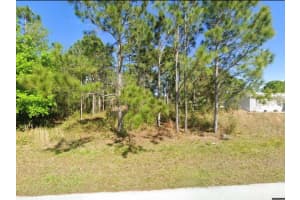 5819 NE 4th Ln, Okeechobee, FL 34974 Sold 09/15/25