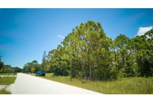 5819 NE 4th Ln, Okeechobee, FL 34974 Sold 09/15/25