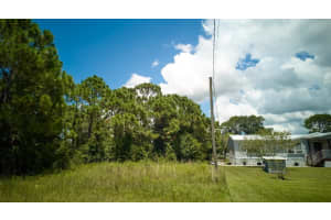 5819 NE 4th Ln, Okeechobee, FL 34974 Sold 09/15/25