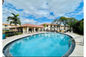 9 NE 19th Ct C215, Wilton Manors, FL 33305 - MLS#F10519750