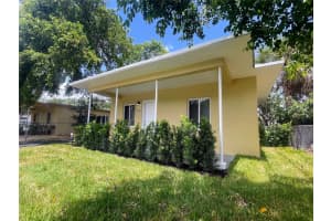 712 NW 17th Ave, Fort Lauderdale, FL 33311 - MLS#F10519804